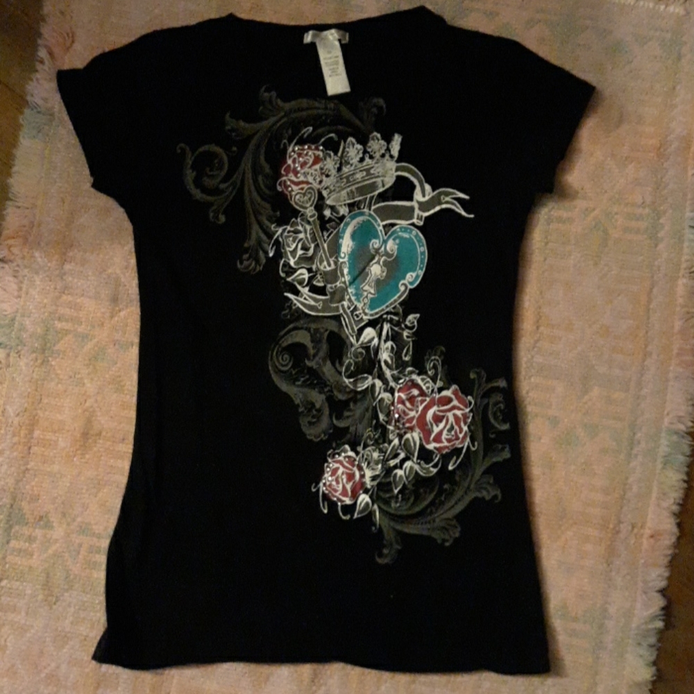 COPY - Love, rose, queen, wings black t-shirt. Med